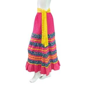 Georgia Charuhas Vintage 1970's Folkloric Mexican Skirt Pink & Blue Floral Sz 10